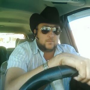 Meet your Posher, Armando